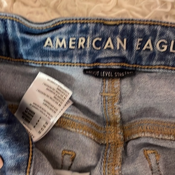 Super Stretch American Eagle High Waisted Jeans - Picture 3 of 5